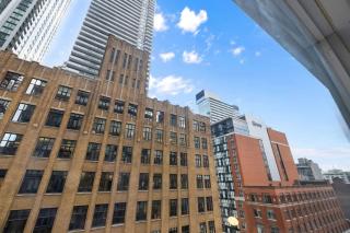Urban Oasis Central Studio Condo Perfect Getaway - 6