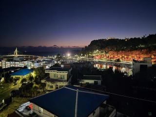 Cheonjiyeon Hotel - 9