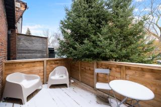 Cozy 1-Bedroom Condo w Private Patio in Elm Grove - Toronto - 7