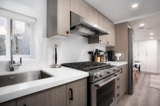 Luxury Studio Condo in Downtown Toronto Elm Street - Toronto - 9