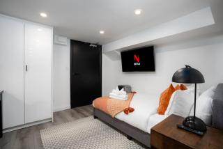 Luxury Studio Condo in Downtown Toronto Elm Street - Toronto - 5
