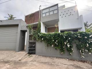 Urban Vines - Pannipitiya - 0