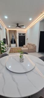 RuzZana Signature Stay Semi-D Corner BBQ & Parking 6-15 pack - Kota Tinggi - 1