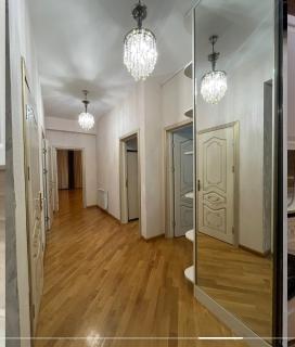 Elegant Home with Classic Touc - 2