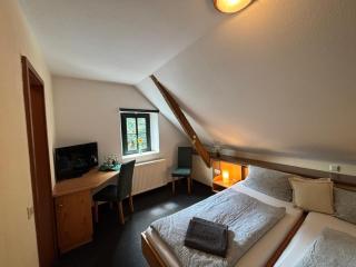 Hotel Bierhaus - Arzbach - 4