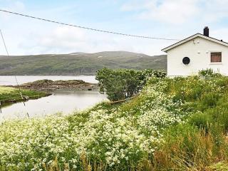 7 person holiday home in BREIVIKBOTN - - 9