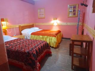 Jaimes Inn Hostel - 4