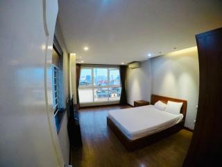 Căn Duplex 2 Ngủ Ban công rộng Hai Bà Trưng - Hanoi - 1