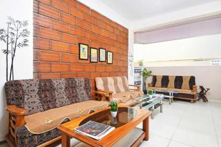 Hotel O Blossom Suites - 9
