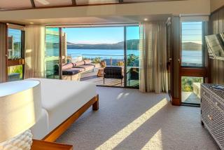 Yacht Club 33 Serenity House Ocean Views 2 Buggies - 5