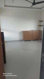 Sunny Rooftop Escape, Ensuite & Privacy - 2