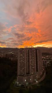 Apartamento con vista hermosa - Medellín - 8