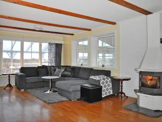 6 person holiday home in MELLERUD-By Traum - 6