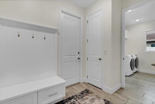 Spacious Suite in modern house - 1