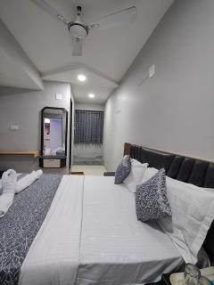 hotel anjani inn - 7