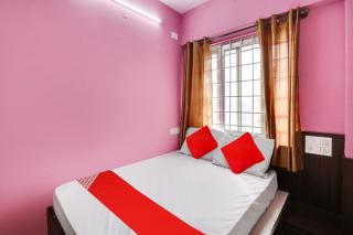 Hotel O Gayathri Lodging & Boarding - 2