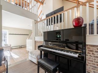 Alken Farm Stay with Terrace - 2