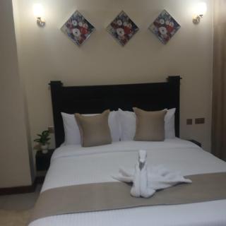 Keynsham Place- Studio - 8