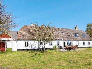 Rustic Farmhouse Getaway - By Traum Ferienwohnungen - Åbybro - 0