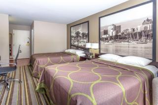 Delavan Inn and Suites - Delavan - 1
