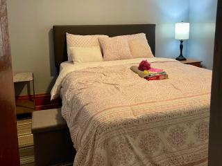Cozy, Spacious Self-checkin Apartment in Chicago I Car Rental Available - Chicago - 7