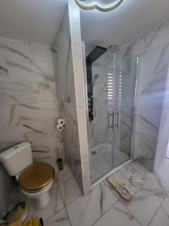 Une petite maison seulement pour 2 - 4