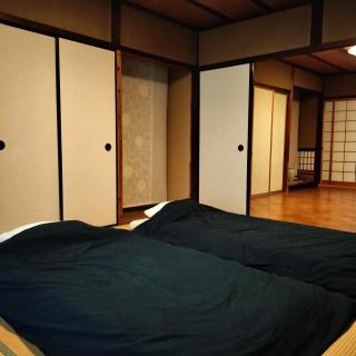 Villa near Kinkakuji 金閣寺周辺 貸切町屋 無料駐車場 メルセデス貸出 Pets OK - 9