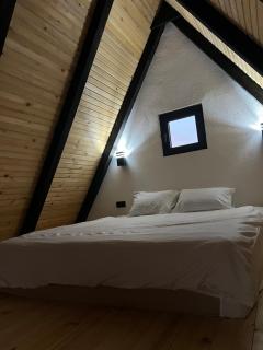 VILA Inna - - 5