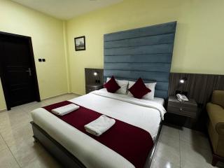 ROYAL HOTEL - 3