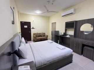 ROYAL HOTEL - 5