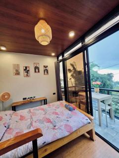 Romantic Chic Cottage with View - Tuba - 0