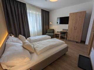 Heuriger und Gästezimmer Schmidt - 8