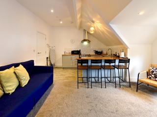 Roath - Modern Flat Near City Centre WParking Pass the Keys - Cardiff - 0