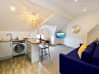 Roath - Modern Flat Near City Centre WParking Pass the Keys - Cardiff - 5