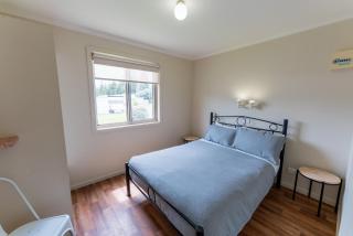 Beachport Caravan Park - 1
