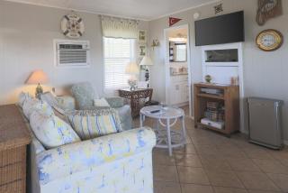 Cole's Houses 4159-4 home - 8