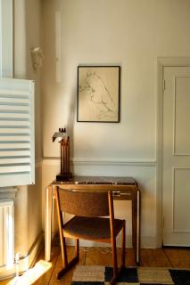 Stylish 1-bed with tranquil garden and Victorian charm - 3