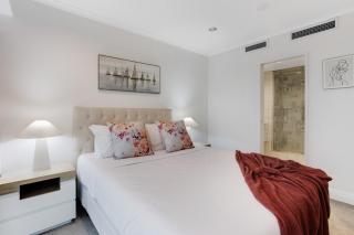 Style Comfort 1BR CarPark HotTub Swimming Pool Gym - 9