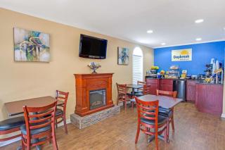 Days Inn by Wyndham Canton - Canton - 7