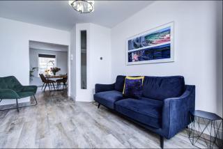 Luxury 2 Bed Apartment with Stunning Sea View Steps from Old Town and Dreamland - Margate - 8