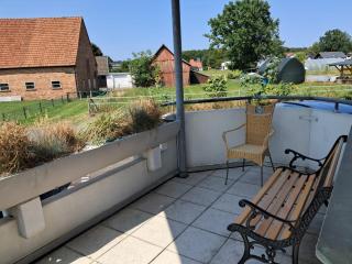 Großzügiges Erdgeschoßapartment mit Balkon und eigenen kostenlosen Parkplatz - Hövelhof - 8