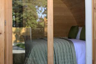 Highgate Cabin - Takeley - 7