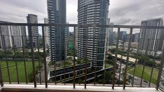 Classy BGC Condo City View Pool Gym Sauna - Manila - 5