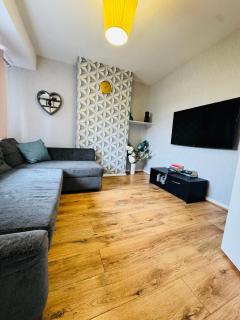 SwankyHome4Groups n Contractors - Sleightholme - 9