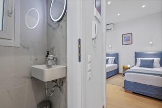 Central Beachfront Apt with a Breathtaking View! - Chalcis - 9