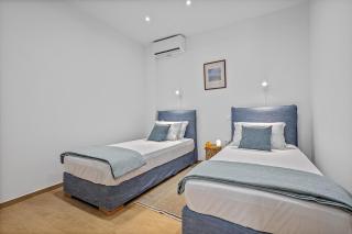 Central Beachfront Apt with a Breathtaking View! - Chalcis - 7