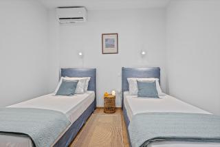 Central Beachfront Apt with a Breathtaking View! - Chalcis - 5