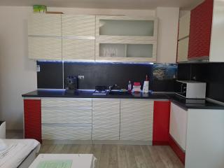 White home-apartament - Burgas - 8