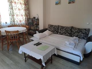 White home-apartament - Burgas - 7