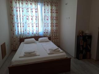White home-apartament - Burgas - 4